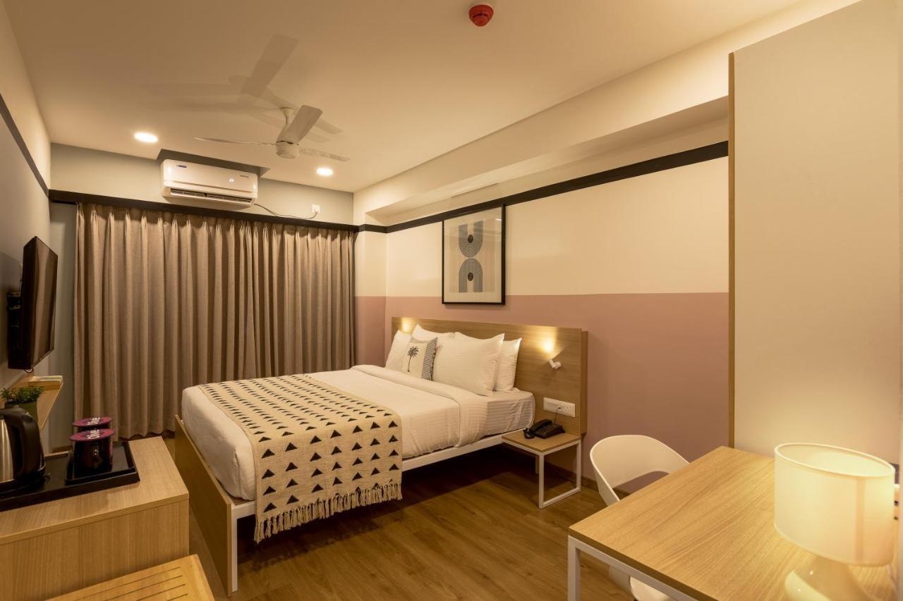 Olive Hotel Indiranagar 100Ft Road By Embassy Group Bangalore Ngoại thất bức ảnh